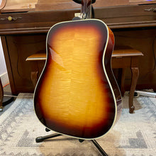 Load image into Gallery viewer, Like new! 2022 Epiphone Chris Stapleton Frontier
