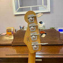 Load image into Gallery viewer, 2021 Squier 60&#39;s Classic Vibe Jazz Neck with PJ Body  Fender Pups Black
