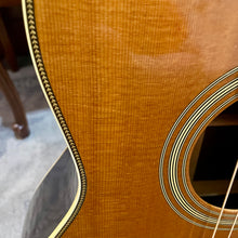 Load image into Gallery viewer, 2000 Martin 000-28vs Acoustic
