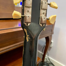 Load image into Gallery viewer, 1958 Supro Dual Tone
