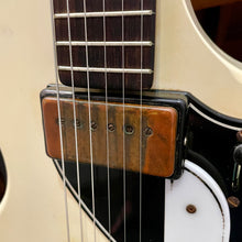Load image into Gallery viewer, 1958 Supro Dual Tone
