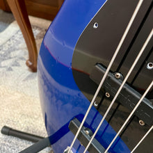 Load image into Gallery viewer, ESP 400 Series Bass - Blue
