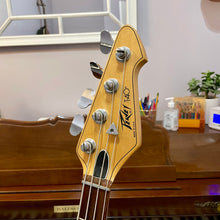 Load image into Gallery viewer, 1983 Peavey T-40 Bass
