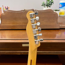 Load image into Gallery viewer, 2006 Fender Standard Telecaster  red
