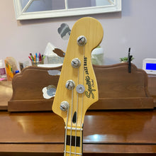 Load image into Gallery viewer, Used Squier Classic Vibe 70&#39;s J-Bass
