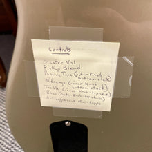 Load image into Gallery viewer, 2018 Fender American Elite P. Bass  Champagne
