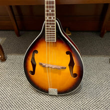 Load image into Gallery viewer, Used Fender FM-300 Mandolin Sunburst

