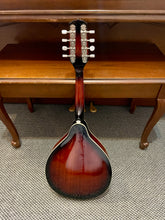 Load image into Gallery viewer, Used Fender FM-300 Mandolin Sunburst
