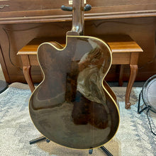 Load image into Gallery viewer, 1951 Gibson L7c Archtop
