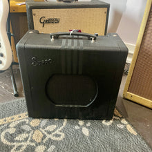 Load image into Gallery viewer, Used Supro Delta King 10
