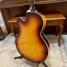 Load image into Gallery viewer, 1967 Gretsch G6117 Double Anniversary
