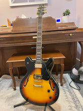 Load image into Gallery viewer, Used Peavey JF1EX Hollowbody
