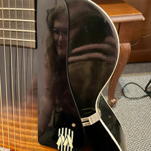 Load image into Gallery viewer, 1960's Harmony Monterey H950 Archtop
