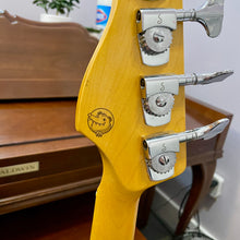 Load image into Gallery viewer, Tonebender Parts Bass from LA  PJ/Mustang Type Short Scale
