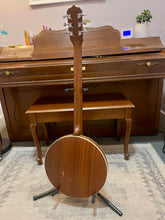 Load image into Gallery viewer, Used Deering Boston Series  6 String Banjo
