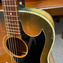 Load image into Gallery viewer, 1968 Grammer G58-M Green Burst

