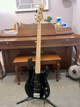 Load image into Gallery viewer, 2024 Squier Affinity PJ Bass Black
