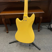Load image into Gallery viewer, Used Warren Ellis 2P Tenor Baritone Electric White
