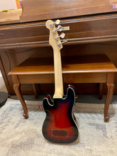 Load image into Gallery viewer, Like New! 2025 Fender Fullerton Precision Bass Uke Sunburst
