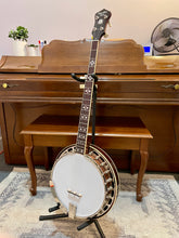 Load image into Gallery viewer, New! Recording King RK-R20 Songster Banjo
