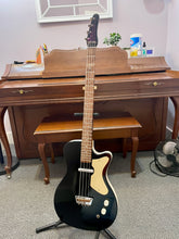 Load image into Gallery viewer, 1965 Silvertone 1444 U1 Bass Black
