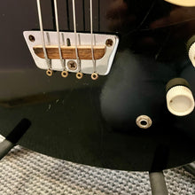 Load image into Gallery viewer, 1965 Silvertone 1444 U1 Bass Black
