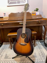 Load image into Gallery viewer, 1982 Guild D2-12 - Tobacco Burst
