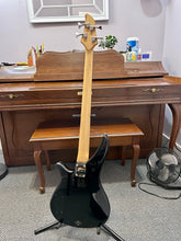 Load image into Gallery viewer, Used Yamaha RBX260F Fretless Bass Black
