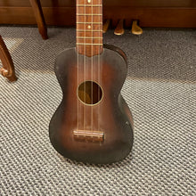 Load image into Gallery viewer, 1960's Silvertone Soprano Ukulele
