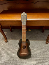 Load image into Gallery viewer, 1960's Silvertone Soprano Ukulele
