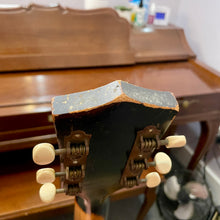 Load image into Gallery viewer, 1950's Harmony Master H945 Archtop
