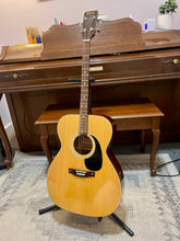 Load image into Gallery viewer, Used Kent KF-236 Tenor Guitar
