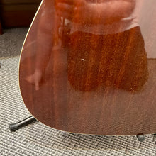 Load image into Gallery viewer, 1960's Harmony Sovereign H1270 12 string
