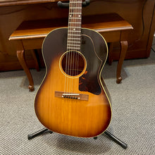 Load image into Gallery viewer, 1961 Gibson LG-1
