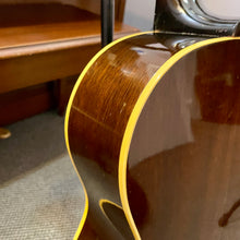 Load image into Gallery viewer, 1961 Gibson LG-1
