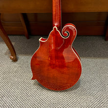 Load image into Gallery viewer, 2023 Eastman MD-615 F Style Mandolin w/pickup

