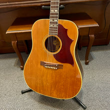 Load image into Gallery viewer, 1968 Gibson Country Western Natural
