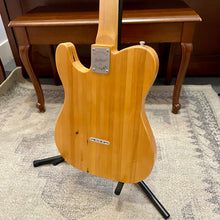 Load image into Gallery viewer, Wallace Guitars of Detroit
