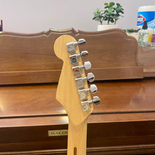 Load image into Gallery viewer, 2008 Fender MIDI Roland Ready Stratocaster Sunburst
