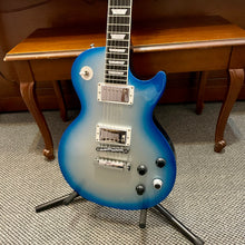Load image into Gallery viewer, 2007 Gibson First Edition Les Paul Robot Guitar
