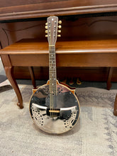 Load image into Gallery viewer, 1933 Cathedranola Style 30 Mandolin
