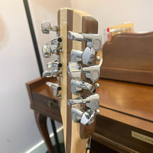 Load image into Gallery viewer, 2001 Rickenbacker 360/12 Maple Glo
