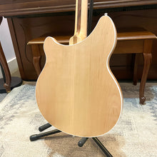 Load image into Gallery viewer, 2001 Rickenbacker 360/12 Maple Glo
