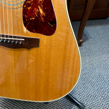 Load image into Gallery viewer, 1972 Guild D-50 "Bluegrass Special"
