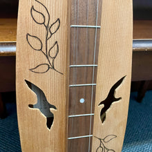 Load image into Gallery viewer, 2008 Robbins Handmade Dulcimer
