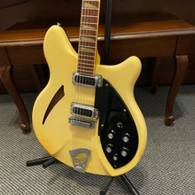 Load image into Gallery viewer, 1978 Rickenbacker 360/12 Rare Whiteglo
