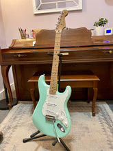 Load image into Gallery viewer, 2023 Fender Stratocaster Surf Green
