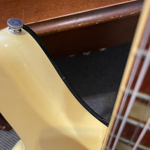 Load image into Gallery viewer, 1978 Rickenbacker 360/12 Rare Whiteglo
