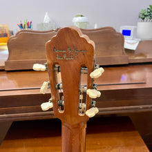 Load image into Gallery viewer, 1960&#39;s DiGiorgio Classical - Super Son Model
