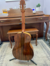 Load image into Gallery viewer, 1960&#39;s DiGiorgio Classical - Super Son Model
